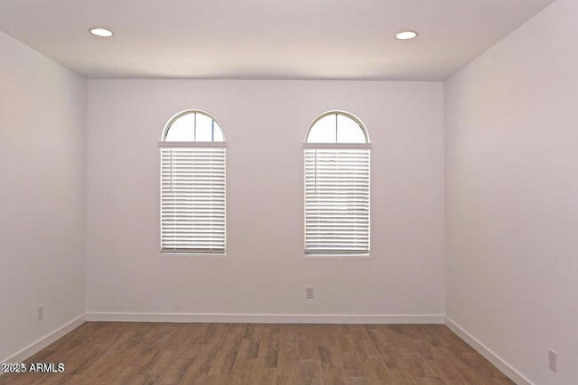 Building Photo - 2558 W Pecan Rd