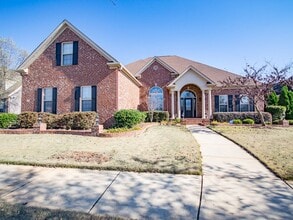 Building Photo - 19 Wax Ln SW