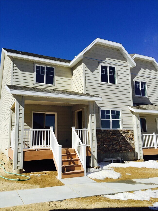 Foto del edificio - 400 Elk Valley Dr