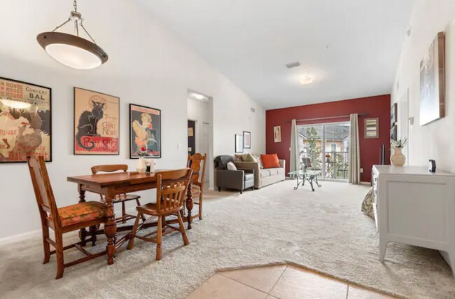 Foto del edificio - 8201 Green Parrot Road