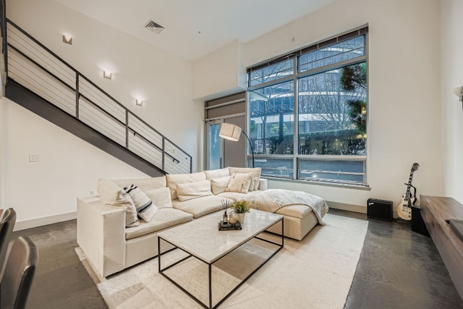 Foto del edificio - 3104 Western Ave