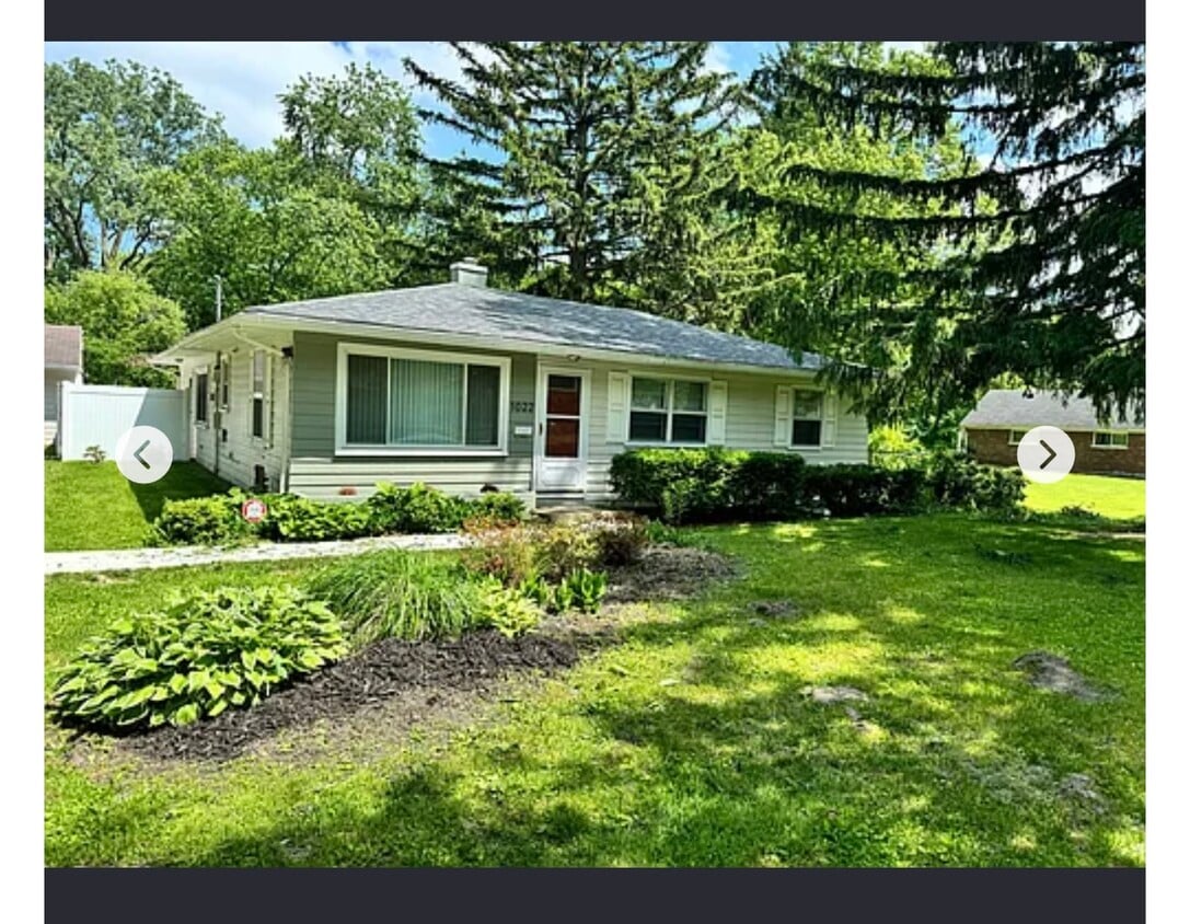 Primary Photo - 1022 Rochelle Rd