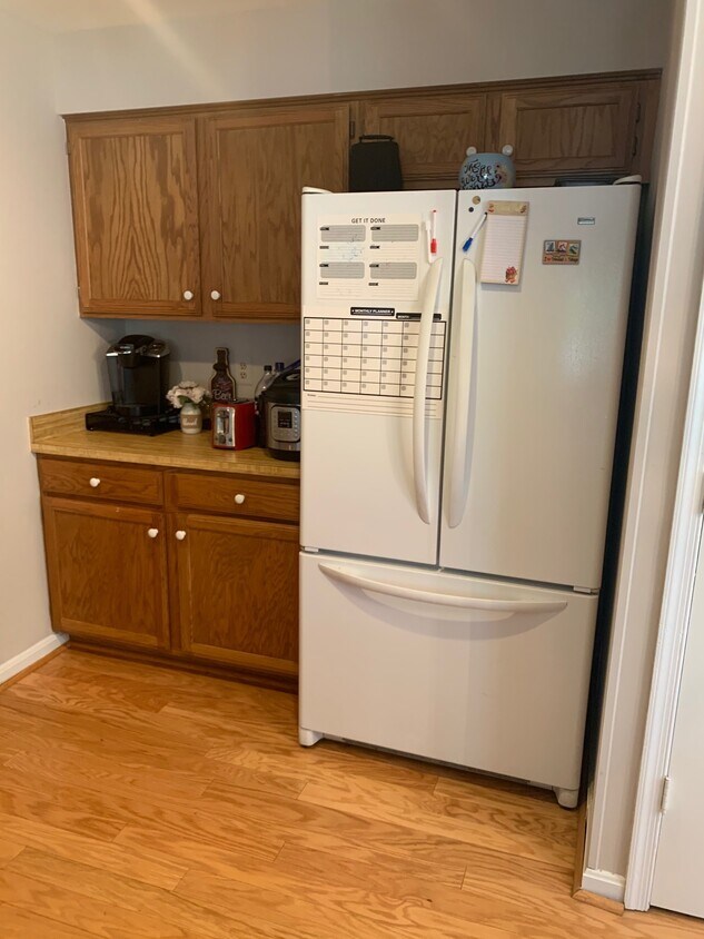 Spacious Kitchen - 5608 Willoughby Newton Dr