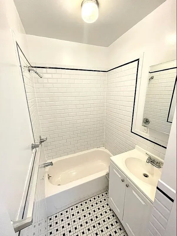 Foto del edificio - 858 10th Ave