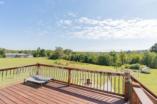 Foto del edificio - 7173 Brady Dr