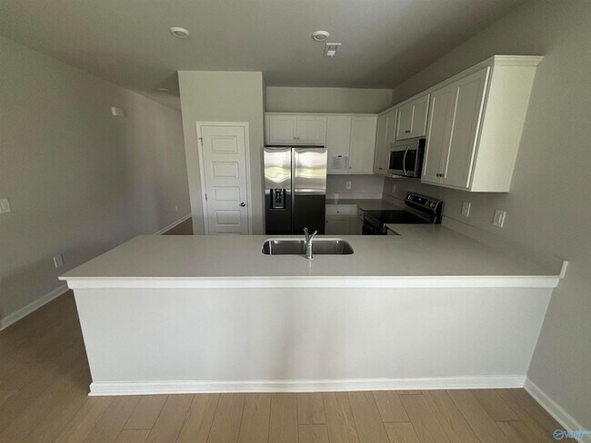 Foto del edificio - 15416 GRAYSON CIR