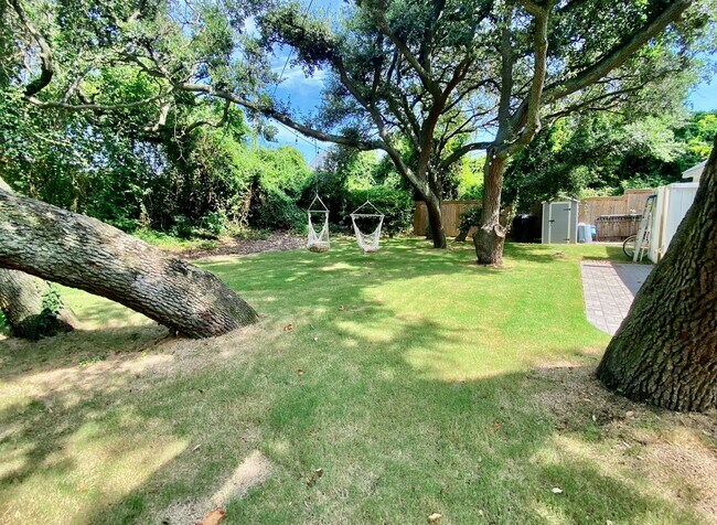 Foto del edificio - Cozy Beach Cottage Available 08-23-24! Pra...