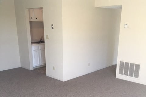Foto principal - 906 Broad St