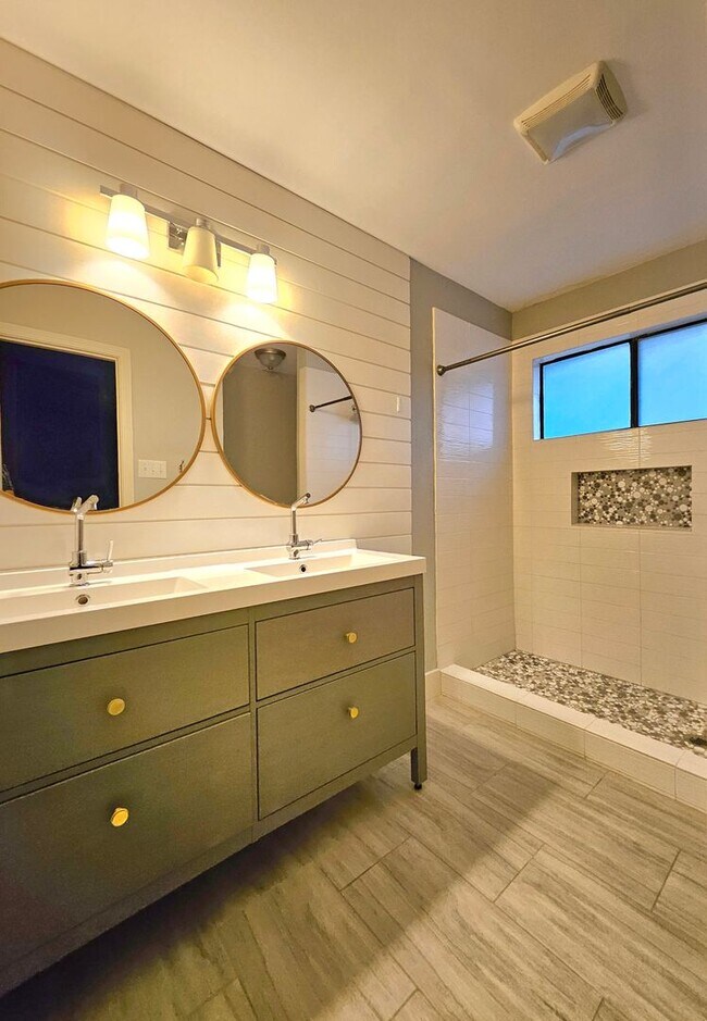 Foto del edificio - Modern South Austin Gem