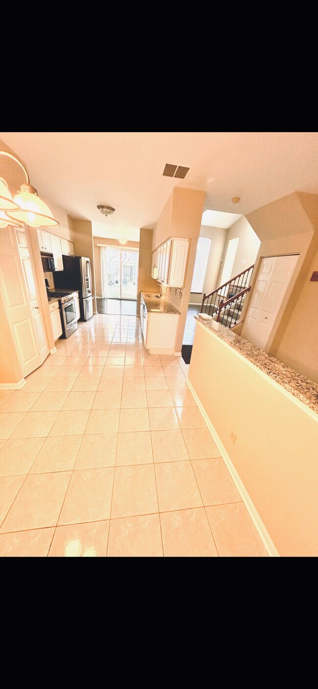 Foto del edificio - 1452 Division Ct