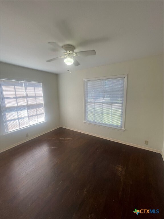 Foto del edificio - 1610 Travis Ave