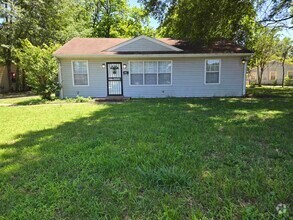 Building Photo - 4355 Bayliss Ave