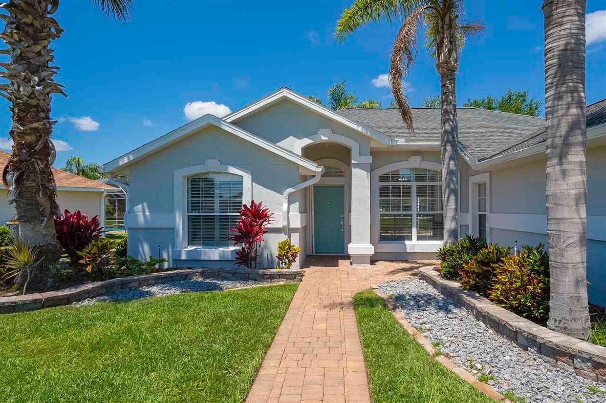 Primary Photo - 901 Windward Way