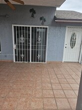Building Photo - 9890 NW 80th Pl