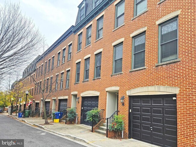 Foto del edificio - 12 S Regester St