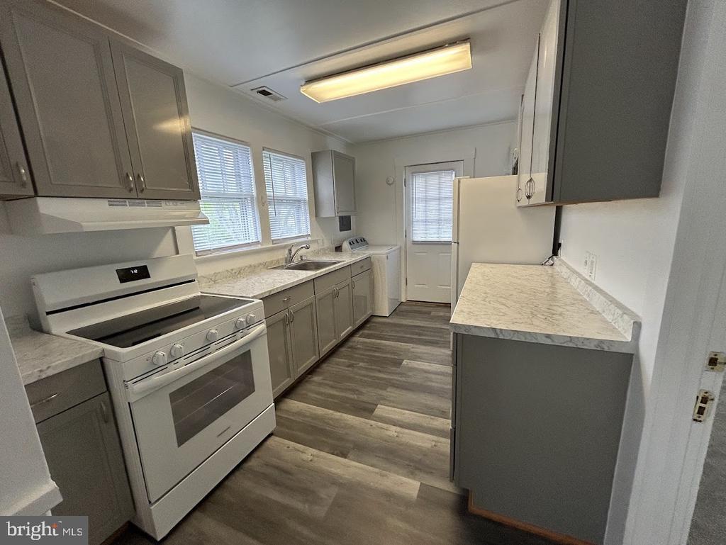 807 Wolfe St Unit B, Fredericksburg, VA 22401 Room for Rent in