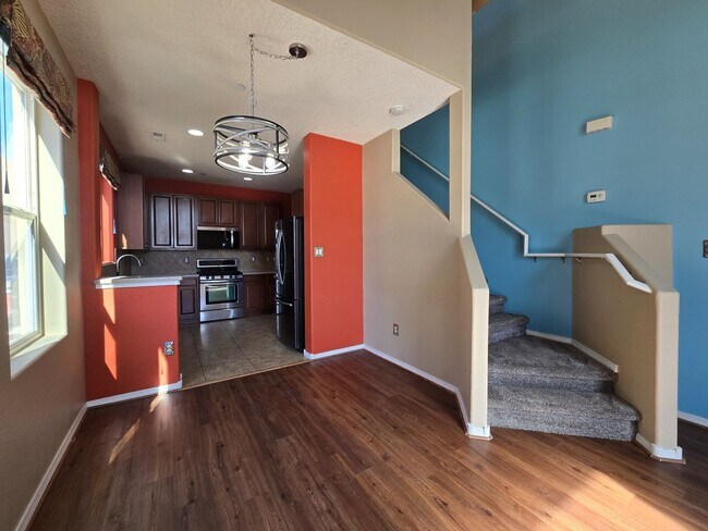 Foto del edificio - 4349 Santo Domingo St