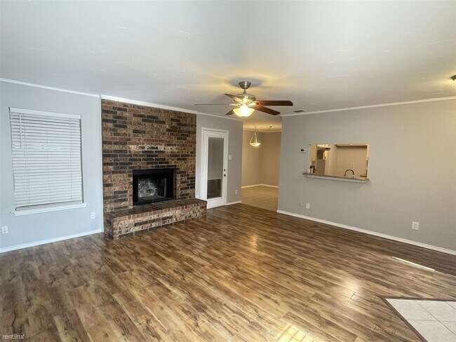 Foto del edificio - 4 br, 2.5 bath House - 625 Manco Rd Apt 120