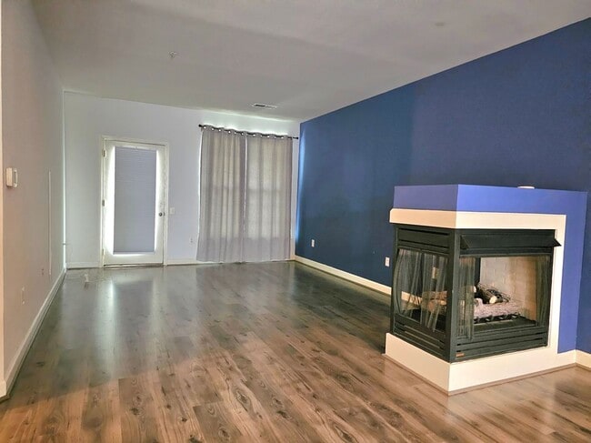 Building Photo - 2512 Willow Leaf Ct