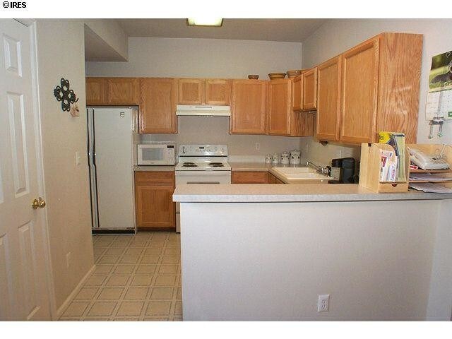 Foto del edificio - 980 Welch Ave.