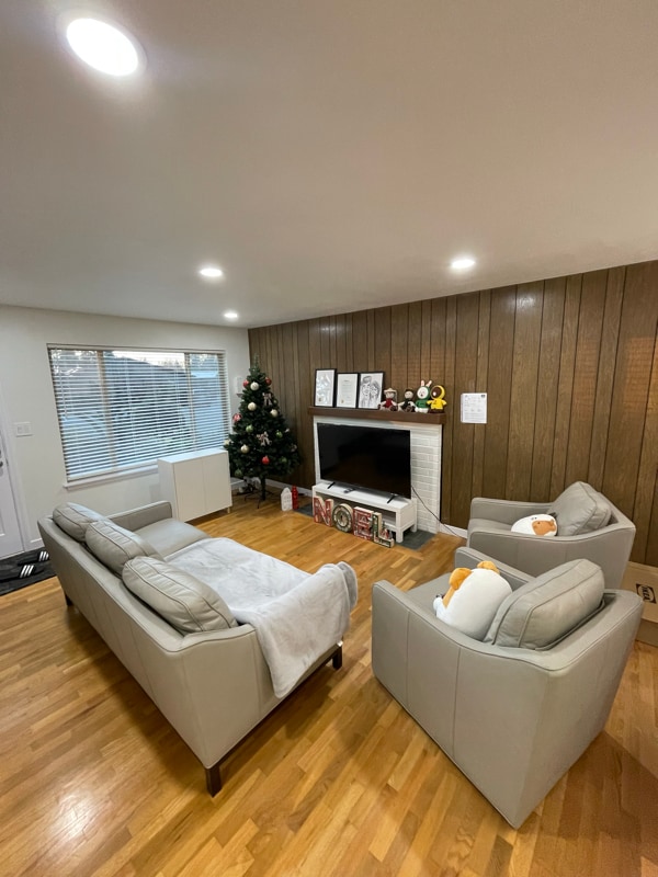 Photo - 18806 2nd Ave NW (Shoreline, WA)