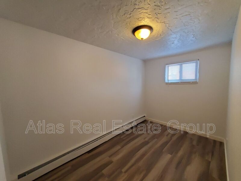Foto del edificio - 825 12th St