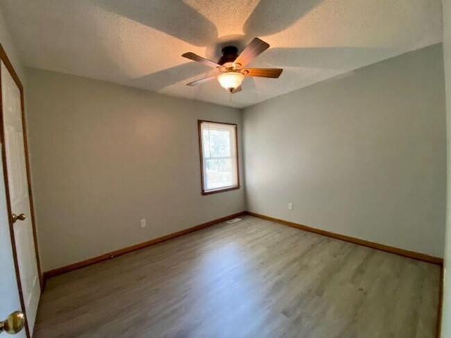 Foto del edificio - 17301 W 155th Terrace