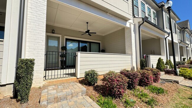 Building Photo - 205 Prairie Ln