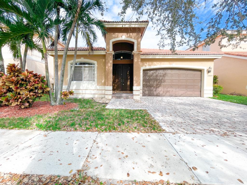 Foto principal - 13025 SW 54th Ct