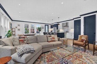 Building Photo - 5 Caspian Way