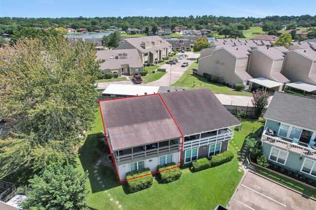 Foto del edificio - 36 April Point Dr N