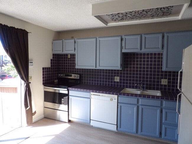 Photo - 6419 Village Ln (Colorado Springs, CO) Apartment