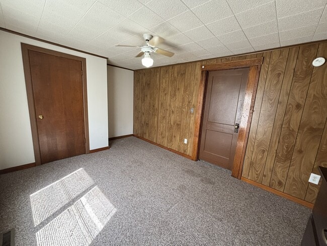 Building Photo - 288 Wall St