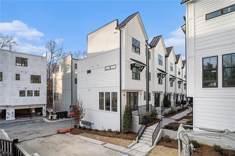 Foto principal - 1825 Gotham Ln NE