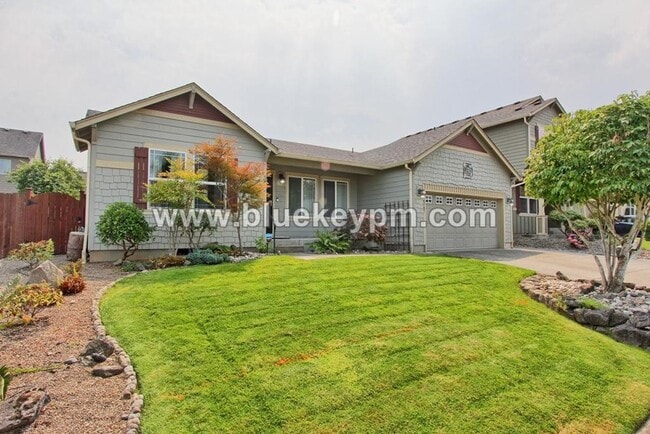 Photo - 3 Bed, 2 Bath : A GREAT Multi-Generational Home