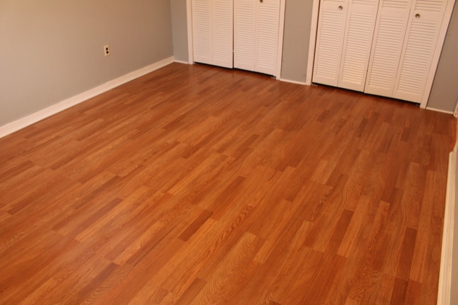 Foto del edificio - 204 Meadow Ln