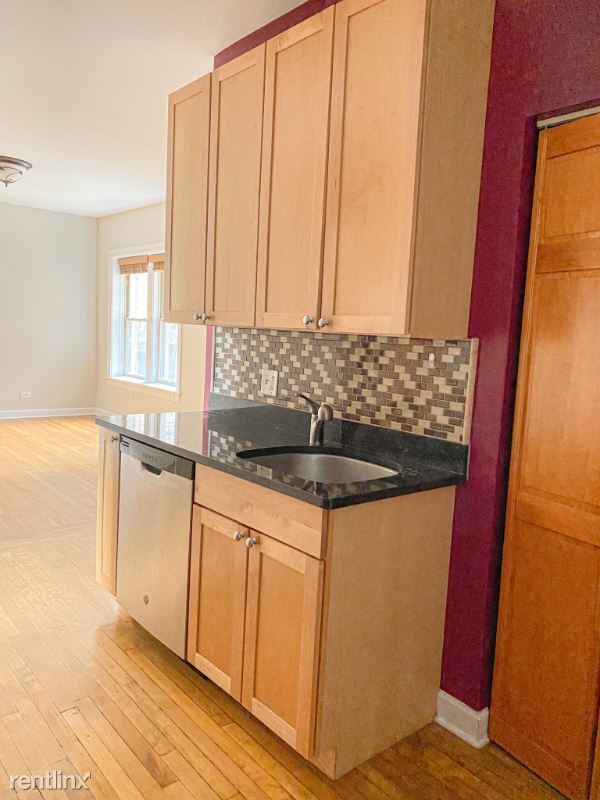 Building Photo - 2 br, 1 bath Condo - 1950 W Leland Ave