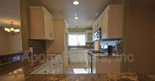 Foto del edificio - 2465 Starmount Way