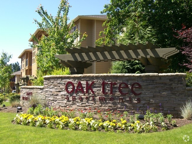 Primary Photo - Oak Tree Apartments