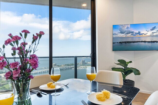 Foto del edificio - 398 NE 5th St