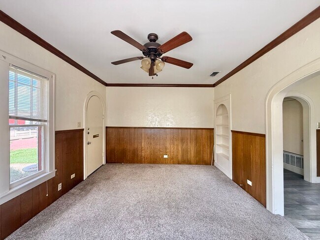 Foto del edificio - Charming Downtown Living in Tyler! 1 Bedroom 1 Bath! Available Now!