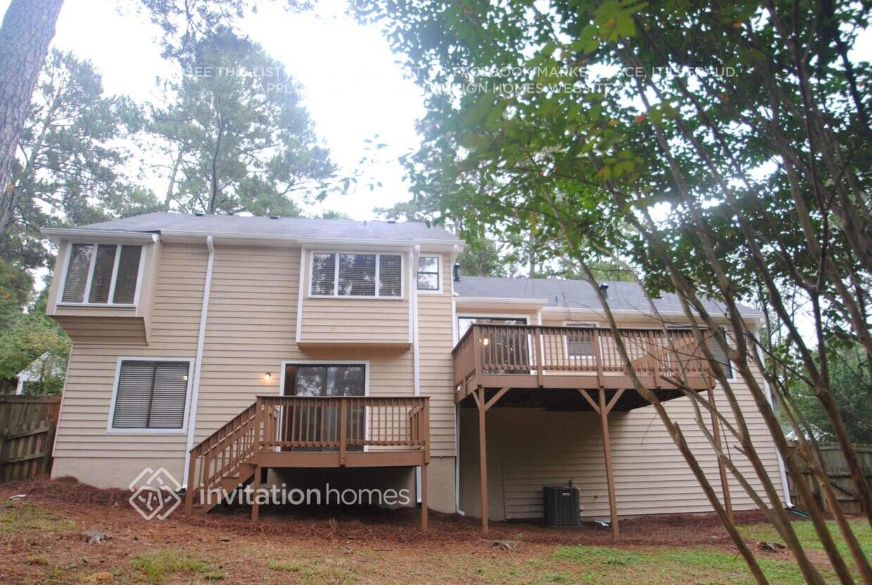 Foto del edificio - 3841 Old Bridge Way