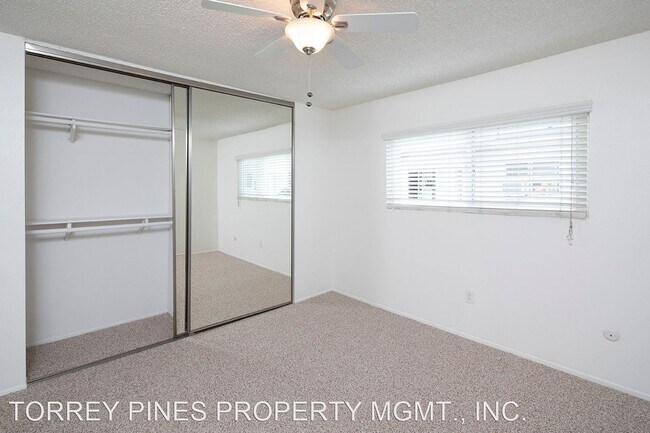 Building Photo - 4475 Hamilton St