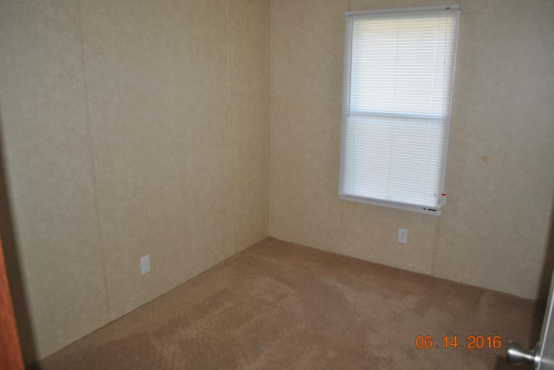 Building Photo - 16 Campground Ln
