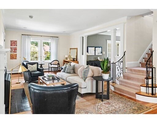 Foto del edificio - 43 Beach Bluff Ave