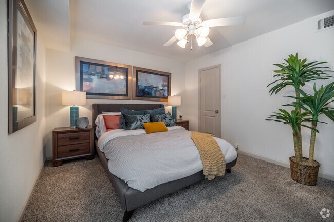 1BR, 1BA - 846SF - Bedroom - The Reserve at White Oak