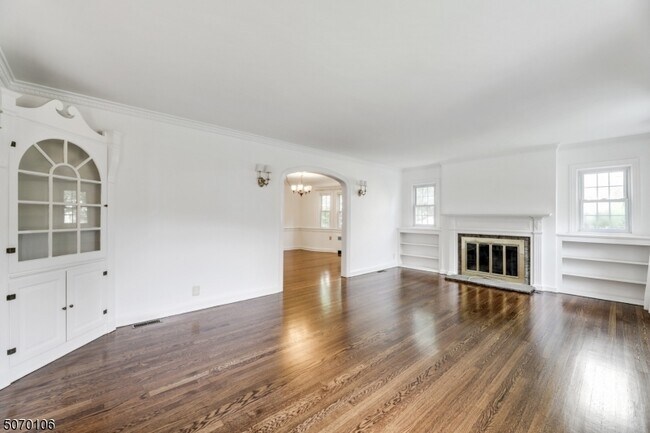 Foto del edificio - 40 Elmwood Pl