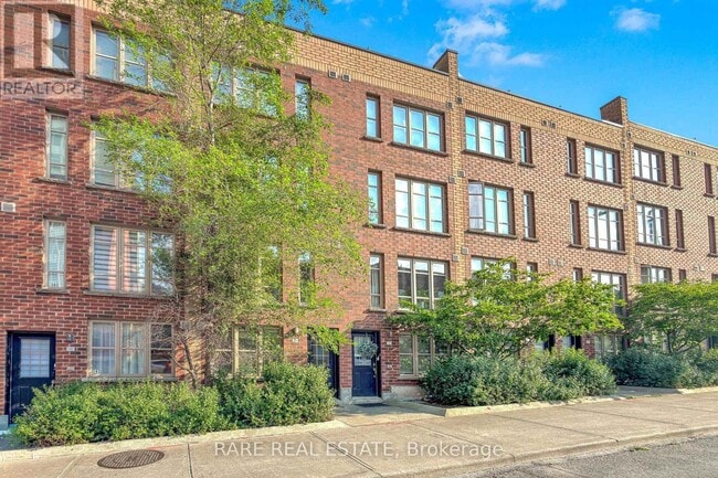 Building Photo - 21 Ruttan St