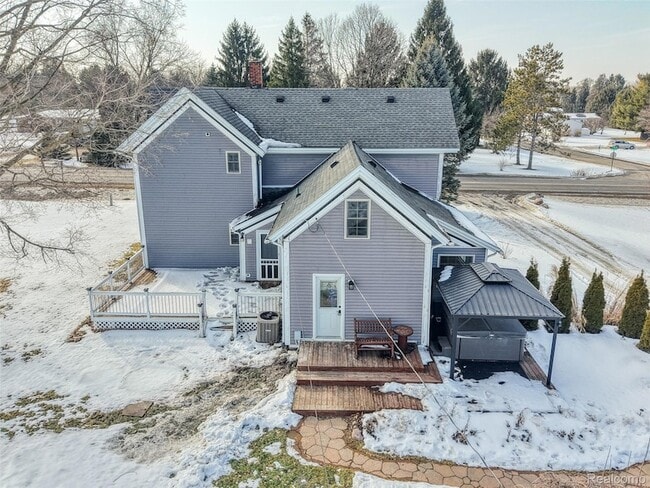Building Photo - 3342 Oak Grove Rd