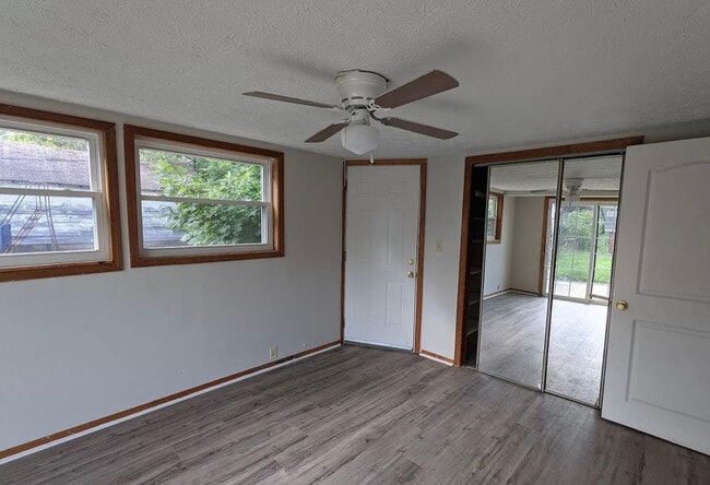 Building Photo - 1712 Little Ave
